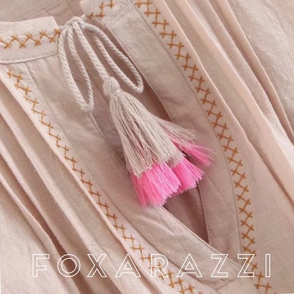 🌸Embroidered Floral Bell Sleeve Boho Tunic - Picture 6 of 8